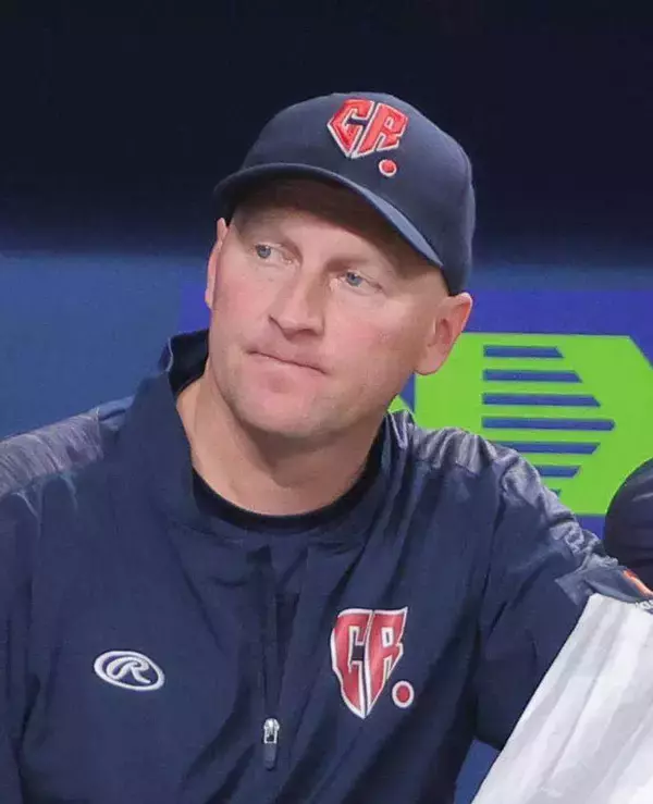 【WBC】チェコ代表・ハジム監督の“本業”は神経科医　打球直撃の投手を試合中に診察「年に１回あるかないかくらい」