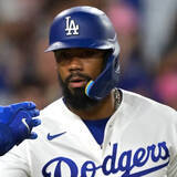 「投手専任の大谷翔平にさらなる援護　Ｔ・ヘルナンデスの４号ソロで６回再び２点差に」の画像1