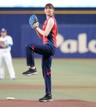 【中日】女子バレー日本代表・山田二千華が始球式に登場　初めて触った野球ボールでノーバウンド投球「肩には自信があった」
