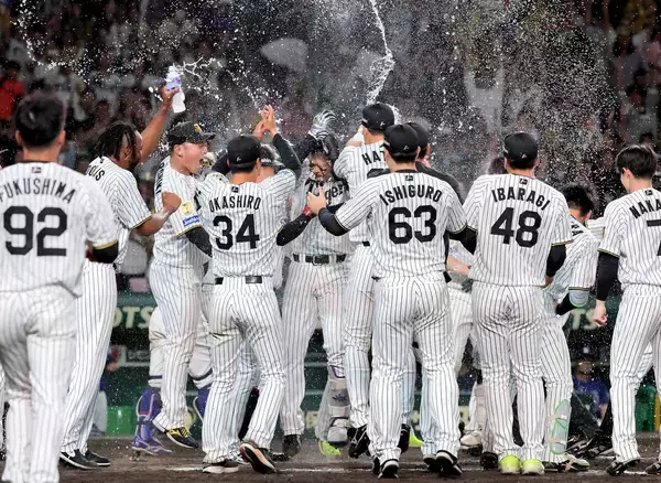 【阪神】９年ぶりの最大７点差逆転で今季初のサヨナラ勝ち　森下翔太が１１号の劇弾「最後の最後にでかいのを打ててよかった」…藤川球児監督も興奮「あんまり見たことない」