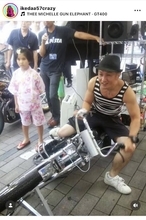 親子コンビ・完熟フレッシュ、「１２年前の」親子ショット！「ナイスな親子！！」「ホント良きお父さん」の声