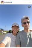 「伊達公子さん、イケメン夫とラブラブ旅行ショット「なんと幸せな！」「温泉にも入って積丹を存分に満喫」」の画像1
