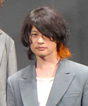 「色気ダダ漏れ」大河再登場！人気バンドのベーシストに「楽しみ増えました！」「長宗我部殿～！」「待ちきれません」磯部寛之