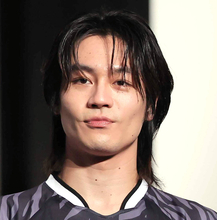 「ずっと裸なの？衣装着ない？」黒柳徹子、トラジャ・松田元太に興味津々「ふふふ、見てみます」テレ朝ドラマで主演