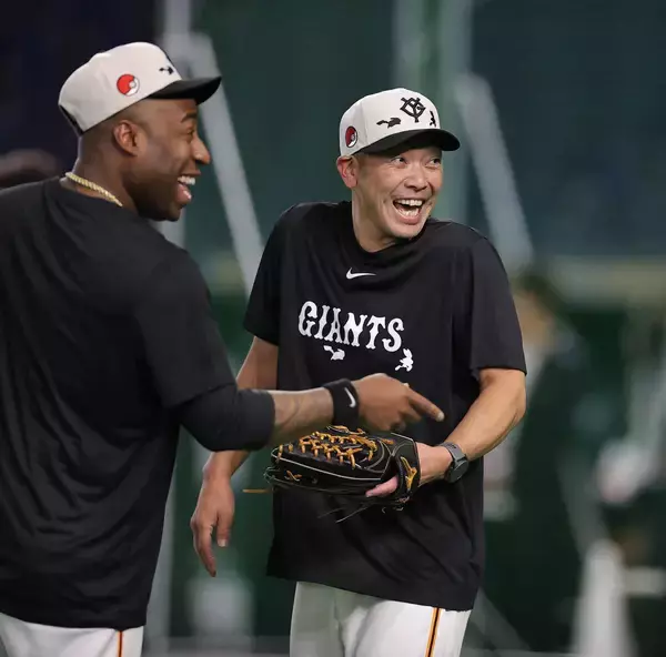 【巨人】ウィーラーコーチが仰天サク越え　試合前に異例のフリー打撃　通算１３５発のパワー健在