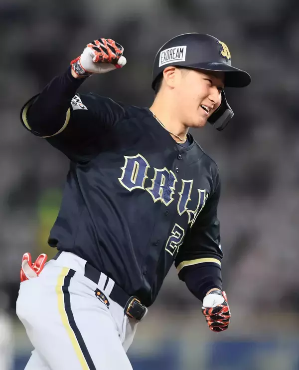 【オリックス】２５年７月４日以来の単独首位　紅林弘太郎が「恐怖の９番弾」で決めた　曽谷龍平も開幕２連勝　水曜日は４戦全勝