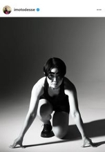 ４０歳になったイモトアヤコ「息子も４歳に」記念写真に反響「横にコモドドラゴンがいるんですね、分かります」「めちゃくちゃカッコいい」