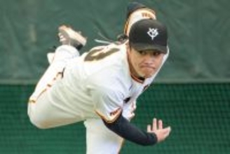 【巨人】いきなり１０人ブルペン入り白熱の"開幕"  則本昂大ら投手陣は計２０人が那覇キャンプでサバイバル