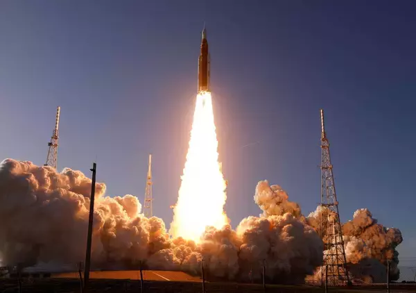 ＮＡＳＡ　半世紀ぶり有人月探査　「アルテミス２号」打ち上げ成功　将来は火星挑戦も