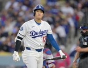 大谷翔平本拠地初アーチ＆４４戦連続出塁の日本人新記録なるか　１打席目は空振り三振