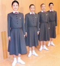 宝塚音楽学校第１１４期生入学式　総代・西前比草さん「同期と協力して頑張っていきたい」倍率１０・５５倍の難関を突破した４０人が入学　憧れのタカラジェンヌへ