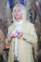 ミセス藤澤涼架が新宿にサプライズ登場　”夏休み”明け初の公の場「心から楽しむ時間」