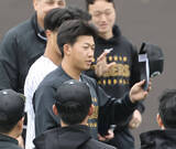 「阪神のドラ１・立石正広の打球音に感じた一流の素材　佐藤輝、森下の入団時と遜色ない…福本豊が見た」の画像1