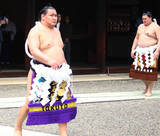 「豊昇龍が靖国神社で雲竜型の土俵入りを披露　春巡業後半は「相撲を取る稽古をやっていく」」の画像1