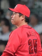 【広島】新井貴浩監督「スタート切った瞬間セーフ」３盗塁を許した森下暢仁の課題を指摘…自身３連敗の５敗目も「前回より少し上向いてきているように見えた」登録抹消は否定
