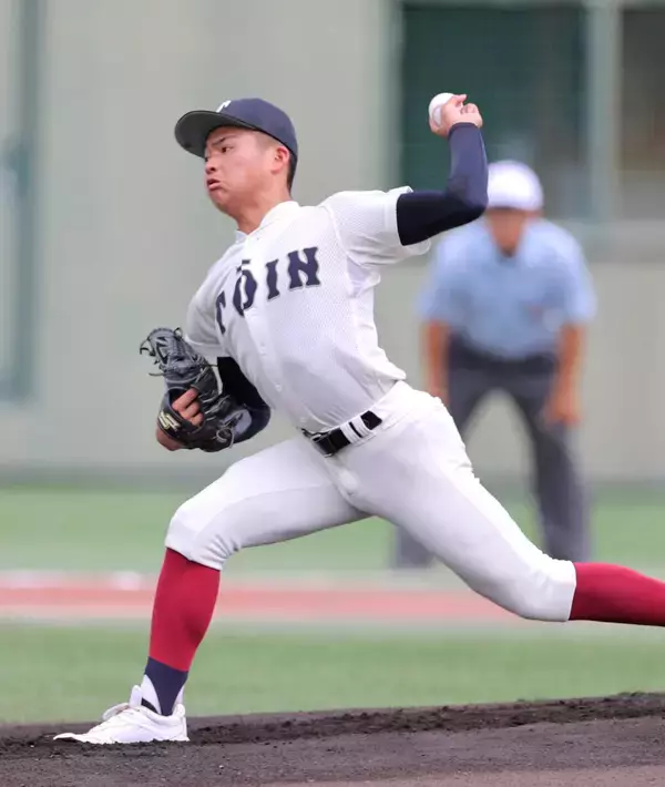 【高校野球】史上初３度目の春夏連覇へ　大阪桐蔭が快勝発進　春Ｖ腕・川本晴大が離脱も　小川蒼介が好投
