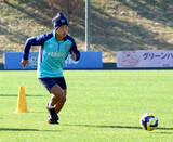 「【Ｊ２磐田】ルーキーＭＦ角昂志郎が雪辱誓う　１０月に４失点大敗の徳島と７日Ｊ１昇格プレーオフ準決勝」の画像1