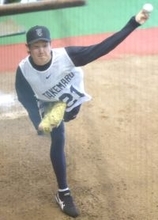 【巨人】ドラ１竹丸和幸が新人合同自主トレで初ブルペン
