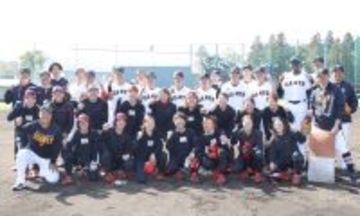 【巨人】２軍ナインがトヨタ自動車女子ソフトボール部と異例の合同練習　全日本３連覇中の強豪…宮崎キャンプ