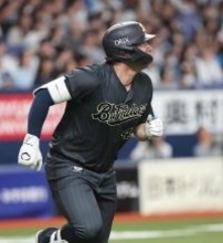 【オリックス】シーモアが２戦ぶり２号２ラン「逆方向に打つ意識を」日本ハム・有原航平の速球を左中間へ　２４日の今カード初戦に来日６７打席目で初アーチを放ったばかり