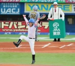 【ヤクルト】３連単ならぬ３連打で才木を攻略！２回一挙６得点　ＪＲＡ東京競馬場コラボＤＡＹで選手が躍動