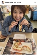 飯島直子、人生初の姉妹旅行へ！姉との２ショットに「美人姉妹」「羨ましい」「可愛いお姉さん」「いいなぁ」