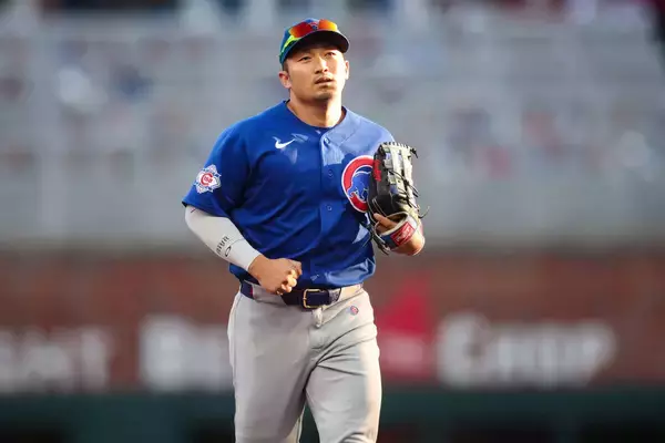 鈴木誠也が大ファインプレー　逆シングルのダイビングキャッチでシカゴのファン大歓声