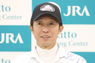 「どこでもドア」「おそるべし！！」「もしかして双子？」武豊騎手の約３００キロ“瞬間移動”にＳＮＳ驚がく