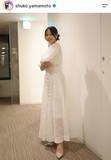「有名芸人の夫は２年前にコンビ解散、世に衝撃…１７歳年下の妻　さわやかワンピース姿！フリーキャスターの山本萩子」の画像1