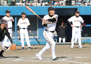 【巨人】松井秀喜監督にＯＢの篠塚和典氏が「顔を出してほしい」　来年の長嶋茂雄少年野球教室に向けて