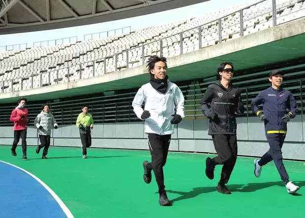 ＮＹ駅伝王者のＧＭＯと箱根駅伝王者の青学大のマラソン組が１日号砲の別府大分毎日に向けて前日調整