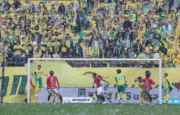 【Ｊ１百年構想リーグ】千葉はＪ１最長ブランク５９２１日ぶり勝利とはならず…浦和に０―２負け