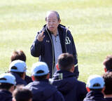 「【オリックス】井上亮オーナー「本塁打王になったら（年俸）倍はいいんじゃない？」ラオウ杉本裕太郎「倍じゃ足りない。３倍で！」」の画像1