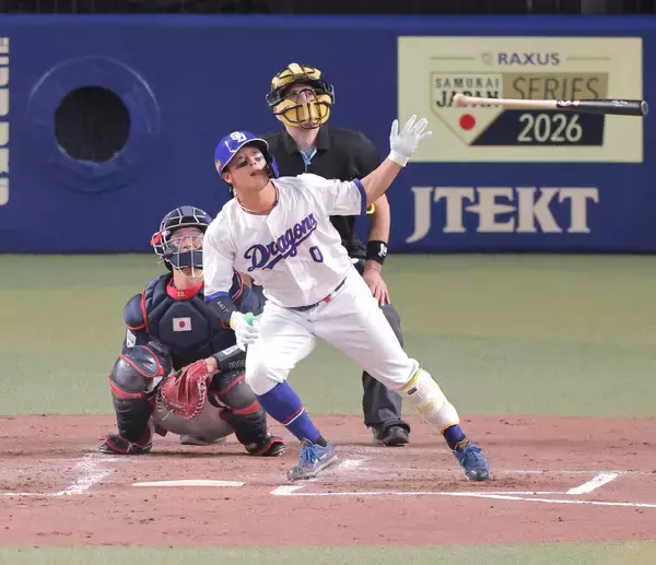 【中日】テラス席が”追い風”に！３年目・辻本倫太郎が侍ジャパン伊藤大海から“プロ初アーチ”