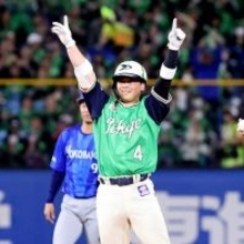 ヤクルト・丸山和郁、通算３本目の本塁打でのサイクル安打達成は最少　お立ち台で「パパになりました」報告