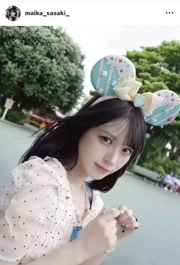 「＝ＬＯＶＥ」佐々木舞香、山本杏奈とディズニー満喫！「あんまいの安定感」「顔が小さすぎるのか…」