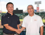 「【甲子園】明徳義塾・馬淵史郎監督は「出たらね、１勝でもしたい。全力で頑張ります」」の画像1