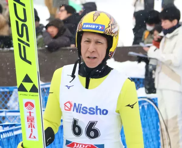 【スキージャンプ】５３歳の葛西紀明が僅差で表彰台逃す…４位に苦笑「腹立つなぁこの競技」…ＨＢＣ杯