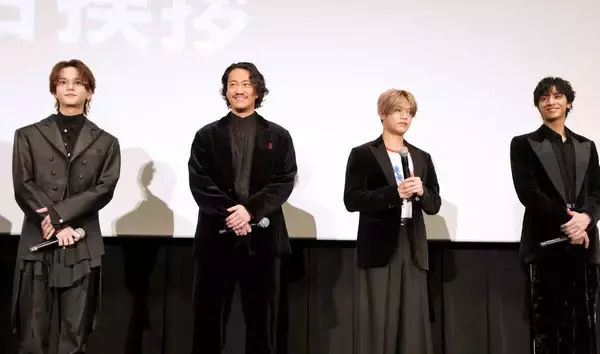 ＰＳＹＣＨＩＣ　ＦＥＶＥＲ・剣、ＴＨＥ　ＲＡＭＰＡＧＥ・陣の日常を暴露「身の回りのもの全部赤やし…」