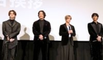 ＰＳＹＣＨＩＣ　ＦＥＶＥＲ・剣、ＴＨＥ　ＲＡＭＰＡＧＥ・陣の日常を暴露「身の回りのもの全部赤やし…」