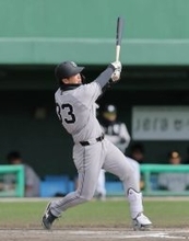 【巨人】ドラ５・ルーキーの小浜佑斗が“プロ初安打”…今季初実戦の紅白戦で中前打