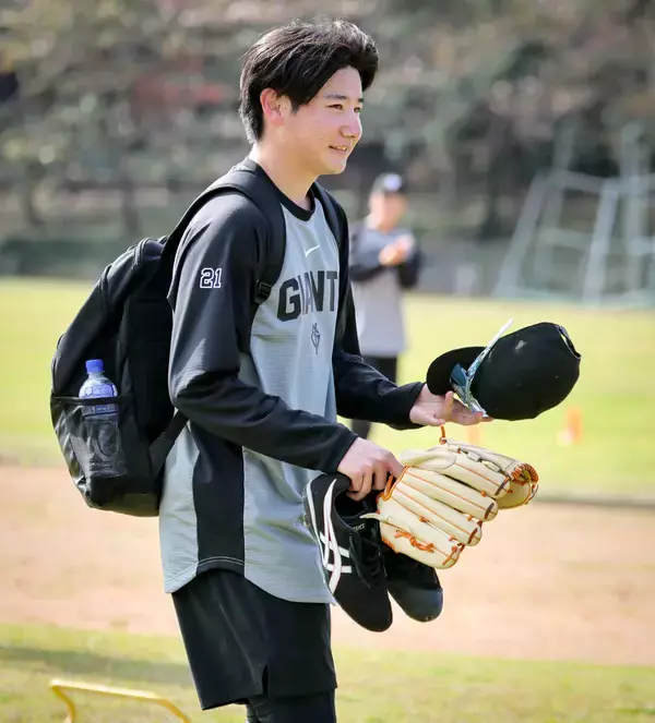 【巨人】いきなりドラ１対決が実現　竹丸和幸が先発、広島の１番は平川蓮…練習試合スタメン