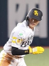 【ソフトバンク】走塁のスペシャリスト・周東佑京がけん制死　先頭で出塁も相手先発・古謝に刺される