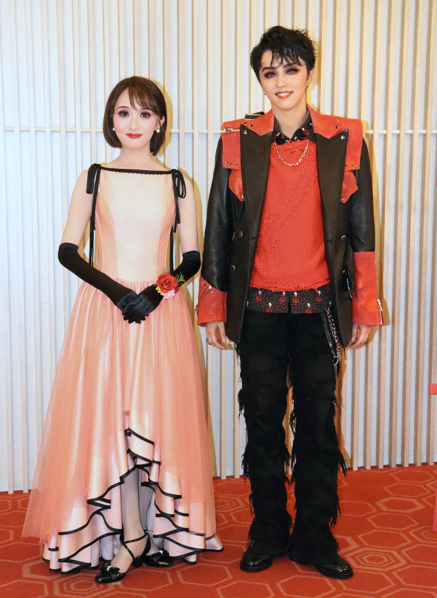 宝塚星組トップ・暁千星「とにかくパワーが必要」道明寺司をパワフルかつチャーミングに演じる