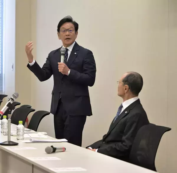 栗山英樹氏が楽天・吉井理人新監督にエール「勉強もして、人としても大きさ…野球界のために頑張って」三木肇前監督にも気遣い