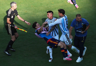 【Ｗ杯】スペインメディア、アルゼンチンを批判！「反スポーツ的な行為を繰り返した」４大会ぶり２度目Ｖには「史上最も重要な勝利」