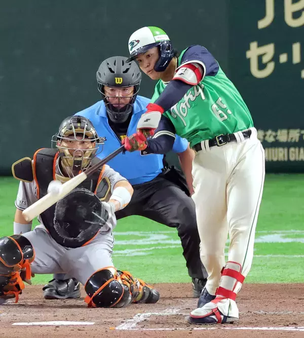 【ヤクルト】鈴木叶がプロ２号２ラン　小笠原のスイーパー完璧に捉える