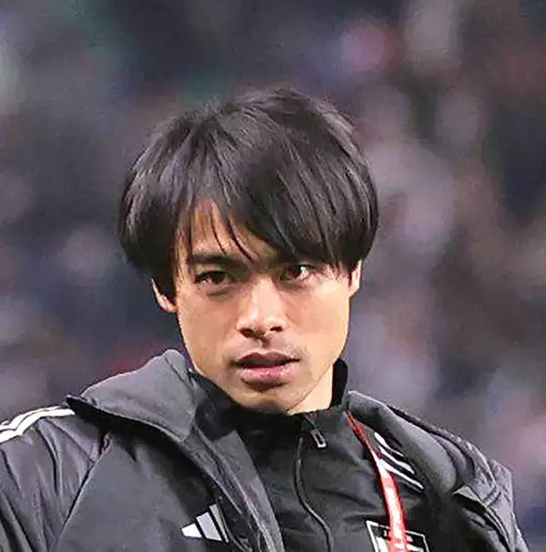 低迷トットナム　三笘薫の獲得に乗り出す！恩師デゼルビ監督と再会か…冬の移籍市場でリバプールと競合も