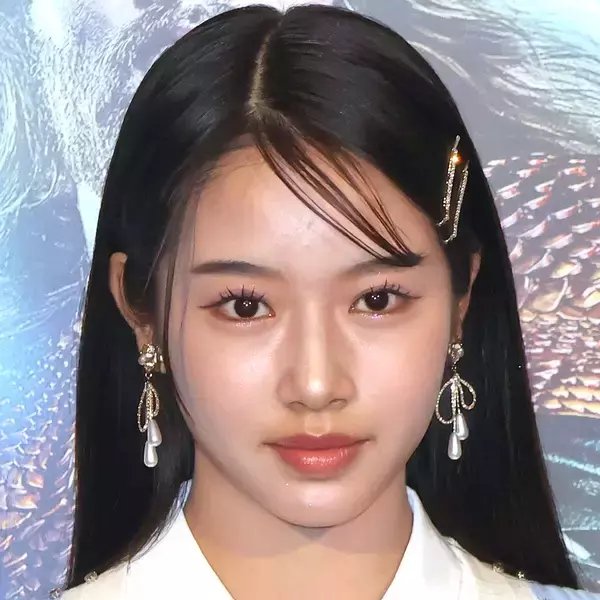 「ほろ酔いですか？」藤岡弘、の次女・天翔天音、豪華な正月料理楽しむ姿に「いゃ～お美しい」の声