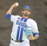 「【ＤｅＮＡ】メジャー２８２試合登板の右腕が初ブルペン　ベネズエラ出身ホセ・ルイーズ」の画像1